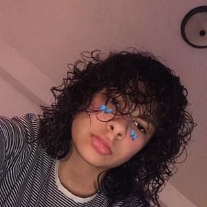 Meet your Posher, Kristal